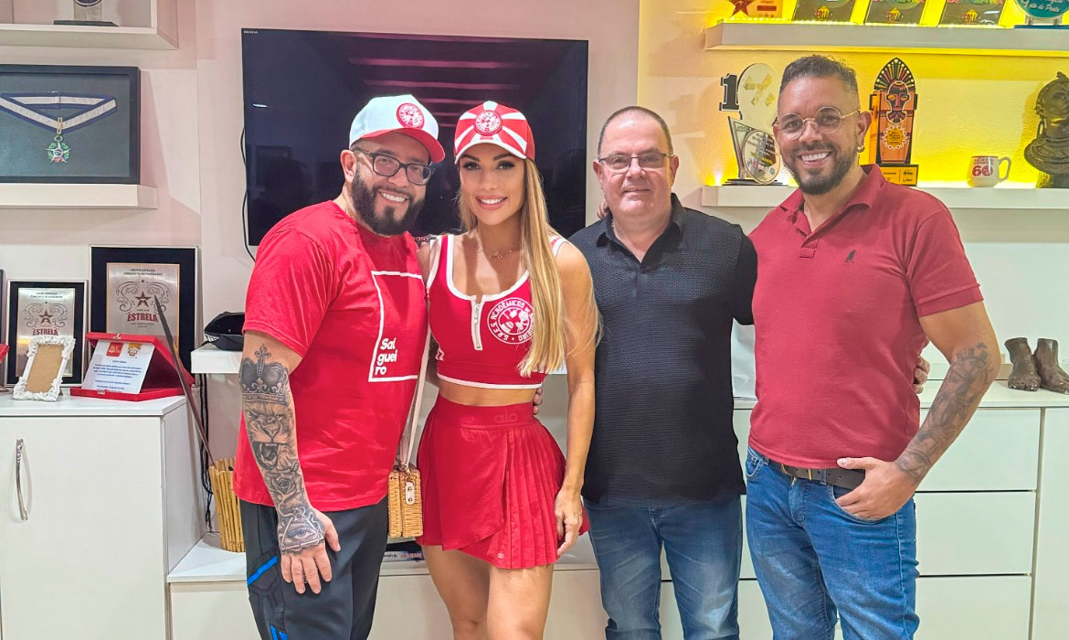 Acad Micos Do Salgueiro Apresenta Tati Barbieri Como Madrinha Da