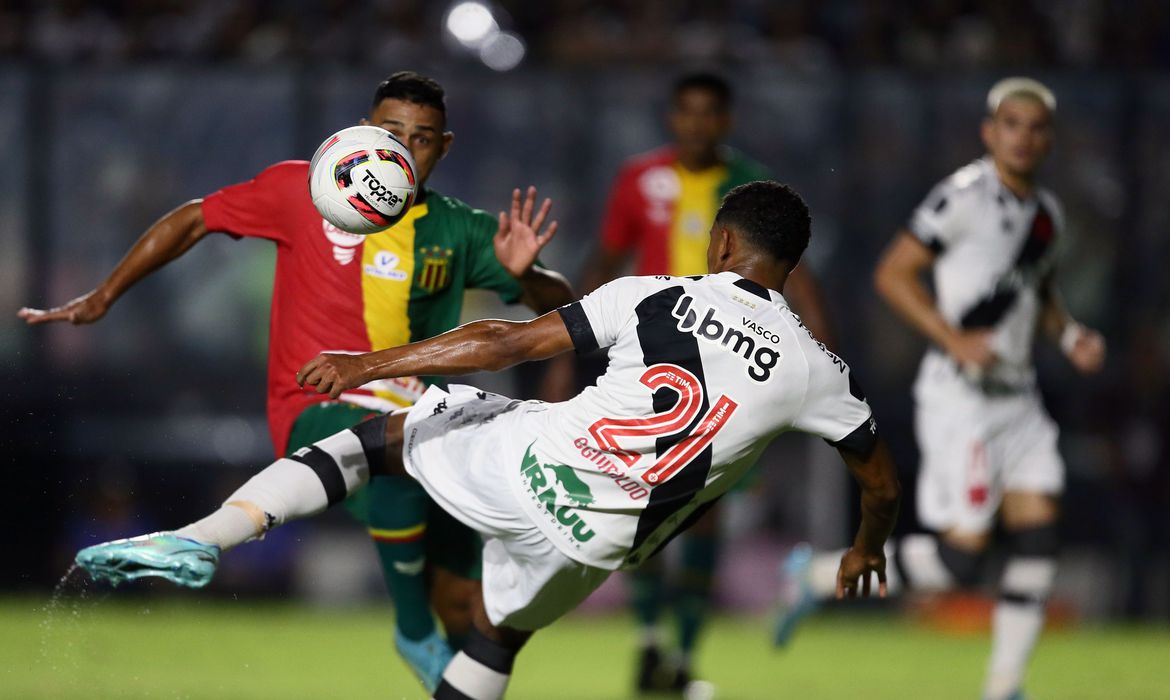 Ituano e Vasco decidem acesso para a Série A do Brasileirão neste domingo  (6)