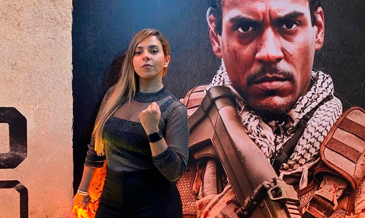 Iza Dutra Atriz da Série Arcanjo Renegado Comanda Ação Pelo Combate à  Violência a Mulher - Jornal Expresso Carioca